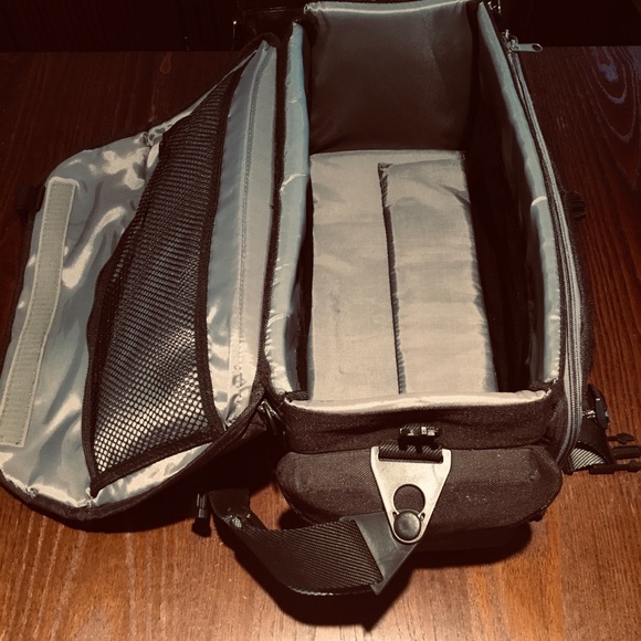 VIDEO/CAMERA BAG SHLDR STRAP BLACK EX CONDITION - Picture 6 of 8